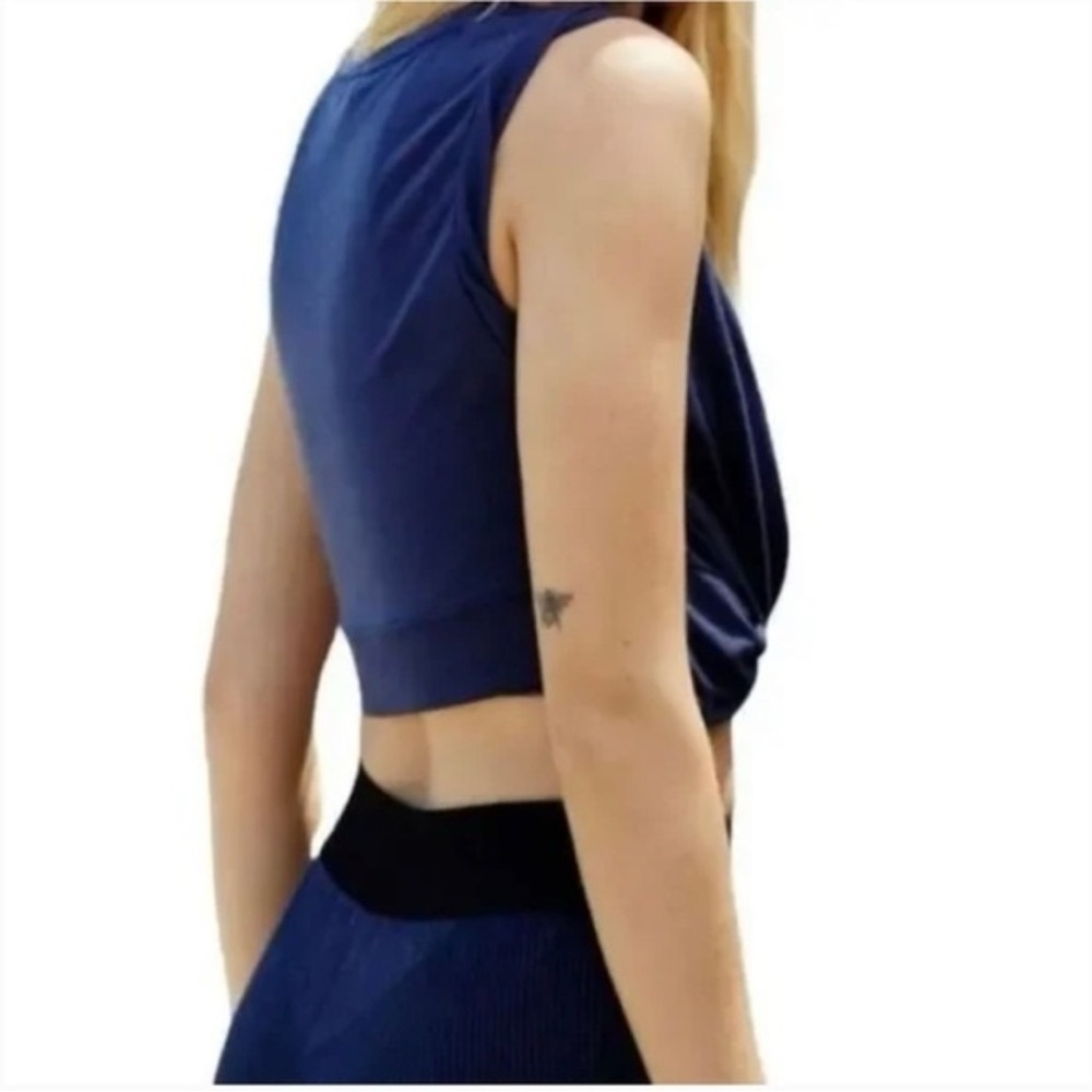 Free People Movement Undertow Twist Tank Top
Cropped Navy Blue Medium - Picture 3 of 7